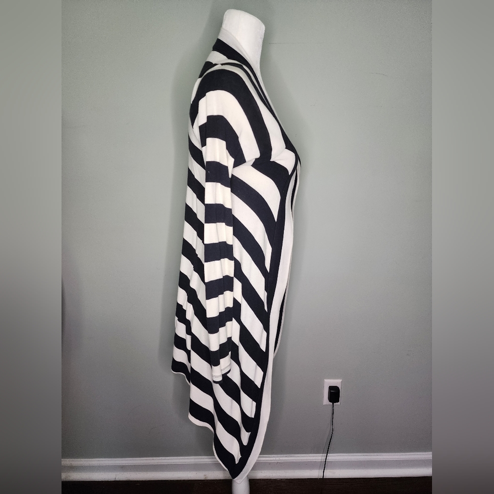 Express Striped Cardigan - Picture 5 of 6